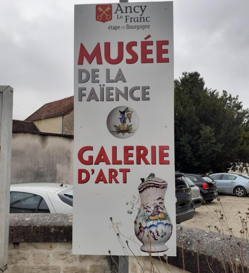 Le Studio Loft Ancy-le-Franc Eksteriør bilde